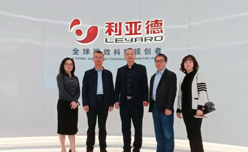 一博科技董事长汤昌茂一行赴333体育南方总部参观考察